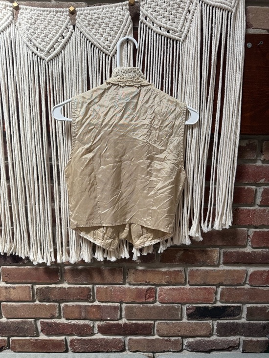 Vintage Cream Crochet Lace Vest - Picture 5 of 5